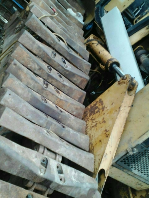 ต้องการขายรถแทคเตอร์D5H