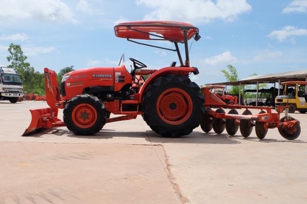 ขายรถไถรุ่น L3608 ดาวน์10,000 บาท พร้อมใบมีด ผานพรวน มีเอกสารพร้อมโอน รถสวยพร้อมใช้งาน