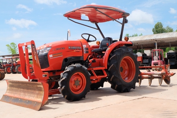 ขายรถไถรุ่น L3608 ดาวน์10,000 บาท พร้อมใบมีด ผานพรวน มีเอกสารพร้อมโอน รถสวยพร้อมใช้งาน