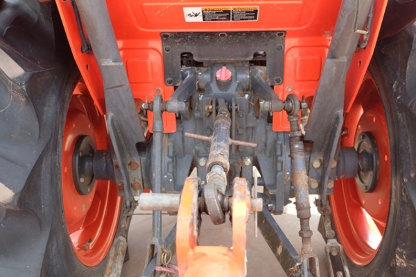 ขายรถไถรุ่น L3608 ดาวน์10,000 บาท พร้อมใบมีด ผานพรวน มีเอกสารพร้อมโอน รถสวยพร้อมใช้งาน