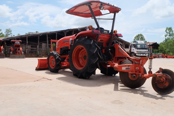 ขายรถไถรุ่น L3608 ดาวน์10,000 บาท พร้อมใบมีด ผานพรวน มีเอกสารพร้อมโอน รถสวยพร้อมใช้งาน