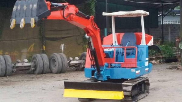 รถขุด KUBOTA 026 สภาพดี ผานไถยาวมองเห็นชัด ราคาเบา ๆ รถขุด KUBOTA 026 สภาพดี ผานไถยาวมองเห็นชัด ราคาเบา ๆ