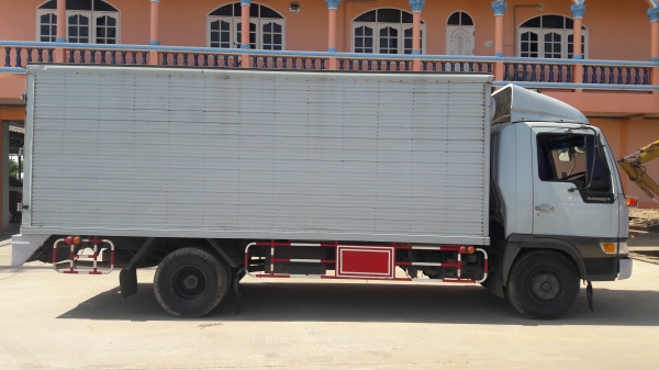 Hino Fc4J ตู้ เครื่อง 175 แรง เครื่องดี คัสซีสวย ช่วงล่างใหญ่ สภาพพร้อมใช้ ทะเบียนเต็ม Hino Fc4J ตู้ เครื่อง 175 แรง เครื่องดี คัสซีสวย ช่วงล่างใหญ่ สภาพพร้อมใช้ ทะเบียนเต็ม