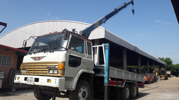 Hino เก่าญี่ปุ่น Tadano ขาสูง 3.5 ตัน 3 ชัก 4 ท่อน Hino เก่าญี่ปุ่น Tadano ขาสูง 3.5 ตัน 3 ชัก 4 ท่อน