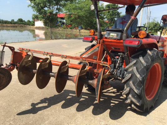 ขายรถไถคูโบต้า3608T ราคา315000บาท มีไบมีดและผานตราช้างไมร์669ช ม พร้อมใช้งานสายๆครับสนใจ โทร0813655997 อำพร พาเจริญ ต วังบัว อ คลองขลุง จ กำแพงเพชร ขายรถไถคูโบต้า3608T ราคา315000บาท มีไบมีดและผานตราช้างไมร์669ช ม พร้อมใช้งานสายๆครับสนใจ โทร0813655997 อำพร พาเจริญ ต วังบัว อ คลองขลุง จ กำแพงเพชร