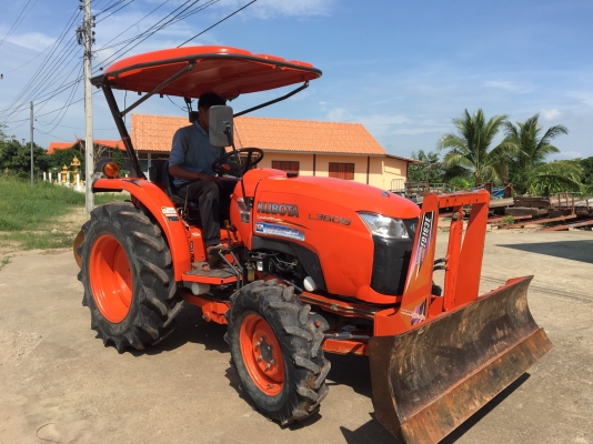 ขายรถไถคูโบต้า3608T ราคา315000บาท  มีไบมีดและผานตราช้างไมร์669ช ม พร้อมใช้งานสายๆครับสนใจ โทร0813655997 อำพร พาเจริญ ต วังบัว อ คลองขลุง จ กำแพงเพชร