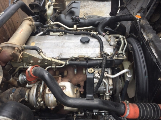 ขายด่วนรถบรรทุก ISUZU 6 ล้อ มีคอกเสริม สภาพดี พร้อมใช้งาน ขายด่วนรถบรรทุก ISUZU 6 ล้อ มีคอกเสริม สภาพดี พร้อมใช้งาน