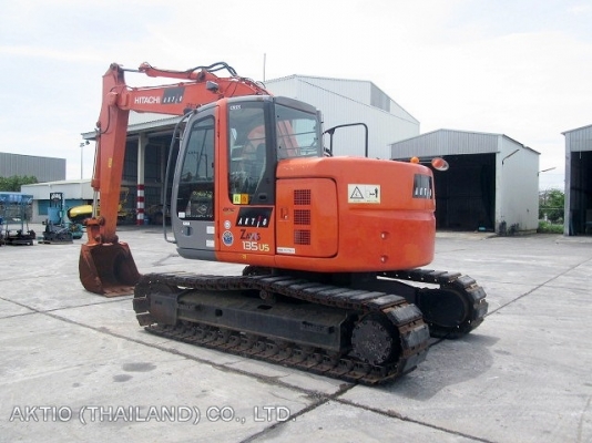 ขายรถขุด ฮิตาชิZX135  ปุ๋ย 085-0221939