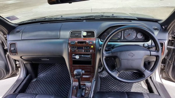 NISSAN CEFIRO 2.0 G AUTO ตัว TOP มี ABS AIR BAG วิ่ง 8X,XXX KM รถบ้านขายเอง