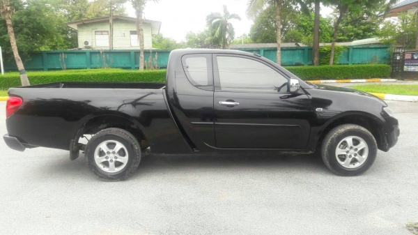 มิสซูมิชิ ไททัน ปี2555 มิสซูมิชิ ไททัน ปี2555