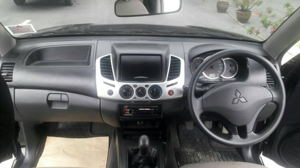 มิสซูมิชิ ไททัน ปี2555 มิสซูมิชิ ไททัน ปี2555