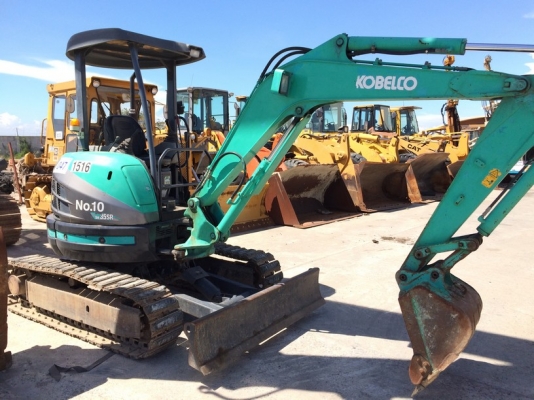 Kobelco SK35SR-3E ปี 2012 ใช้งาน 1500 ชม. สภาพสวย นำเข้าจากญี่ปุ่น รุ่นล่าสุดครับ