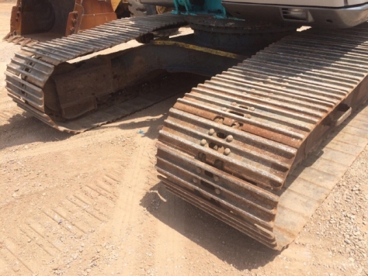 ขายรถแบคโฮ KOBELCO SK200 MARK 5 รถนอกนำเข้าสภาพสวย สภาพสวยพร้อมใช้งาน มีVDOการทำงานครับ