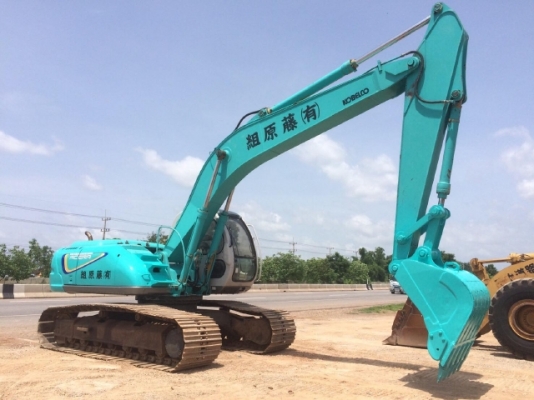 ขายรถแบคโฮ KOBELCO SK200 MARK 5 รถนอกนำเข้าสภาพสวย สภาพสวยพร้อมใช้งาน มีVDOการทำงานครับ