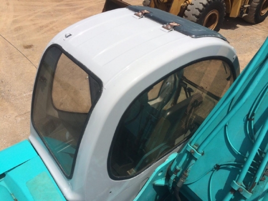 ขายรถแบคโฮ KOBELCO SK200 MARK 5 รถนอกนำเข้าสภาพสวย สภาพสวยพร้อมใช้งาน มีVDOการทำงานครับ
