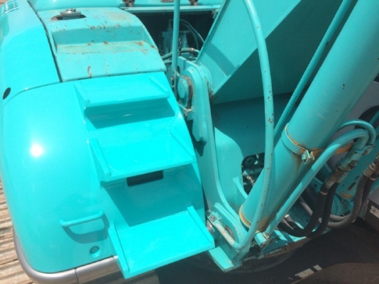 ขายรถแบคโฮ KOBELCO SK200 MARK 5 รถนอกนำเข้าสภาพสวย สภาพสวยพร้อมใช้งาน มีVDOการทำงานครับ