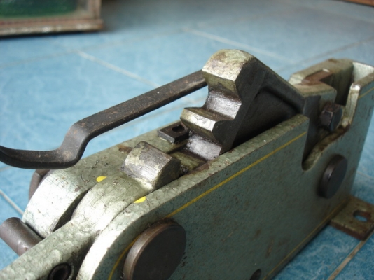 ที่ตัดเหล็กมือโยก MUBEA made in W.- Germany