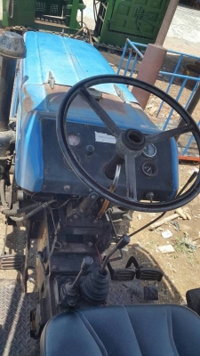 ขายรถไถแชมป์ 38 แรง 2 เพลา ไม่มีอุปกรณ์เสริม รถใช้งานได้ปกติ