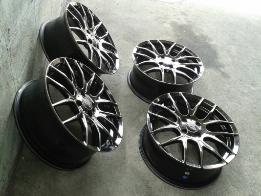 ขอบ17นิ้ว4รู100 สวยๆ 4 ล้อ ราคา 6900 บาท ขอบ17นิ้ว4รู100 สวยๆ 4 ล้อ ราคา 6900 บาท