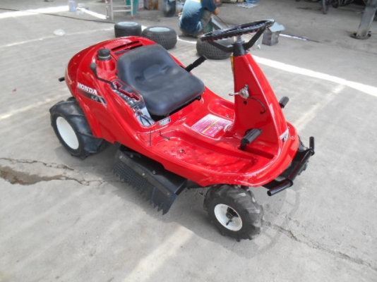รถตัดหญ้า HONDA 1011 นั่งขับ พร้อมใช้งาน