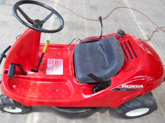รถตัดหญ้า HONDA 1011 นั่งขับ พร้อมใช้งาน