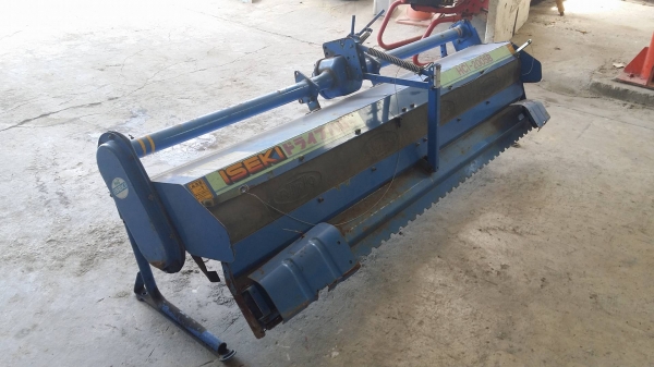 โรตารี่รถไถนั่งขับ  ISEKI  รุ่น HCI-2005B เก่าญี่ปุ่น ขนาดกว้าง 200cm. สภาพดีพร้อมใช้งาน