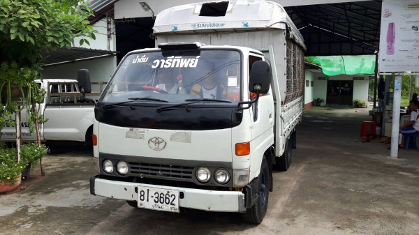ขาย4ล้อกระบะบรรทุก มีหลังคา TOYOTA เครื่องดี14B 115 แรง ยาง7.50R15แชชซีสวย เกียร์สั้น เพลาลอย ยกหัวได้ เอกสารพร้อมโอน ดูรถได้ที่ อ.ประทาย จ.นครราชสีมา TEL.0857698049 0887115178 ID LINE ps5599(ราคา190,000) ขาย4ล้อกระบะบรรทุก มีหลังคา TOYOTA เครื่องดี14B 115 แรง ยาง7.50R15แชชซีสวย เกียร์สั้น เพลาลอย ยกหัวได้ เอกสารพร้อมโอน ดูรถได้ที่ อ.ประทาย จ.นครราชสีมา TEL.0857698049 0887115178 ID LINE ps5599(ราคา190,000)