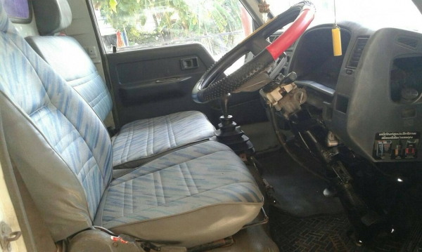 ขาย4ล้อกระบะบรรทุก มีหลังคา TOYOTA เครื่องดี14B 115 แรง ยาง7.50R15แชชซีสวย เกียร์สั้น เพลาลอย ยกหัวได้ เอกสารพร้อมโอน ดูรถได้ที่ อ.ประทาย จ.นครราชสีมา TEL.0857698049 0887115178 ID LINE ps5599(ราคา190,000) ขาย4ล้อกระบะบรรทุก มีหลังคา TOYOTA เครื่องดี14B 115 แรง ยาง7.50R15แชชซีสวย เกียร์สั้น เพลาลอย ยกหัวได้ เอกสารพร้อมโอน ดูรถได้ที่ อ.ประทาย จ.นครราชสีมา TEL.0857698049 0887115178 ID LINE ps5599(ราคา190,000)