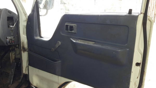 ขาย4ล้อกระบะบรรทุก มีหลังคา TOYOTA เครื่องดี14B 115 แรง ยาง7.50R15แชชซีสวย เกียร์สั้น เพลาลอย ยกหัวได้ เอกสารพร้อมโอน ดูรถได้ที่ อ.ประทาย จ.นครราชสีมา TEL.0857698049 0887115178 ID LINE ps5599(ราคา190,000) ขาย4ล้อกระบะบรรทุก มีหลังคา TOYOTA เครื่องดี14B 115 แรง ยาง7.50R15แชชซีสวย เกียร์สั้น เพลาลอย ยกหัวได้ เอกสารพร้อมโอน ดูรถได้ที่ อ.ประทาย จ.นครราชสีมา TEL.0857698049 0887115178 ID LINE ps5599(ราคา190,000)