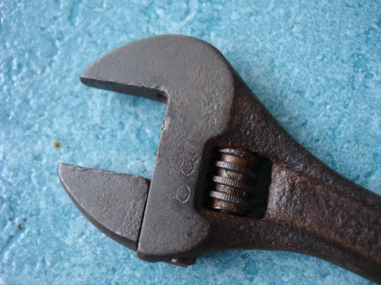 ประแจเลื่อน 6 นิ้ว BAHCO v - steel  made in Sweden มือสอง