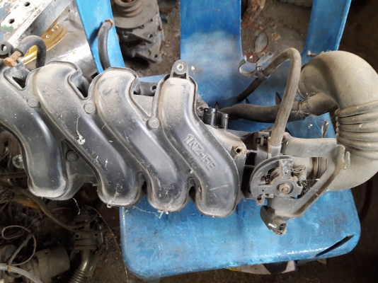 ท่อไอดี พร้อมลิ้นคันเร่ง  วีออส VIOS 1NZ  ตัวแรก