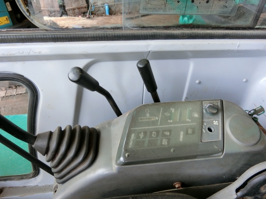 รถแบคโฮ กันแดด กันฝน แอร์เย็นฉ่ำ สีสวย รถเก่านอกญี่ปุ่นแท้ KOMATSU PC40-7 ระบบไวสุดยอด มีเอกสารใบอินวอยและใบซื้อขาย รถแบคโฮ กันแดด กันฝน แอร์เย็นฉ่ำ สีสวย รถเก่านอกญี่ปุ่นแท้ KOMATSU PC40-7 ระบบไวสุดยอด มีเอกสารใบอินวอยและใบซื้อขาย