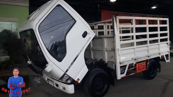 ปี 2007 ISUZU NKR 2800C ไมล์ 200800 กม ราคา 430000 บาท