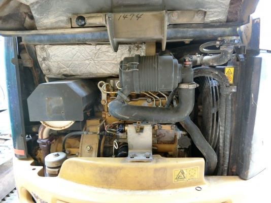 ขายด่วน รถแบคโฮยอดนิยม เก่านอกจากญี่ปุ่นแท้ 100\% CAT 303 CR ปี2003 ระบบไว เครื่องแน่น มีเอกสารใบอินวอยและใบซื้อขาย ราคา 430,000 บาท   สนใจติดต่อ วัชรัตน์ รุ่งเรืองแทรคเตอร์ {ช่างบาส} โทร:092-5768909 096-5411713  {สนใจติดต่อเจ้าของโดยรถราคาถูกแน่นอน}