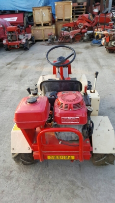 รถตัดหญ้านั่งขับ HONDA 13 แรง