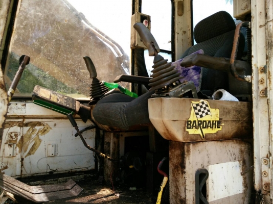 PC200-5 วางเครื่องของฮิตาชิ ISUZU ปั้มเดิม คอนโทนสั้น รถแรงดีทำงานดี