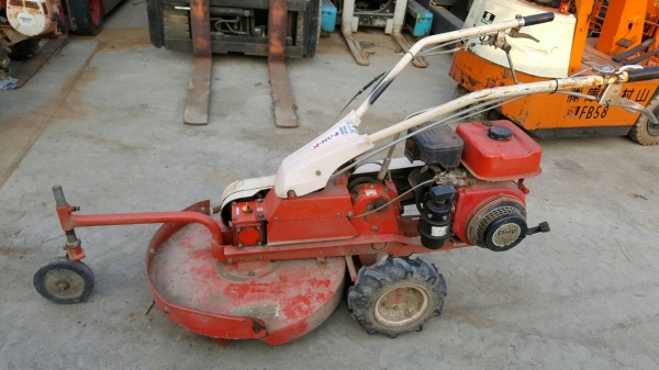 รถตัดหญ้าเดินตาม