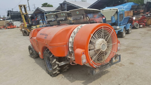 รถพ่นยา KIORITZ 1000 ลิตร รถพ่นยา KIORITZ 1000 ลิตร