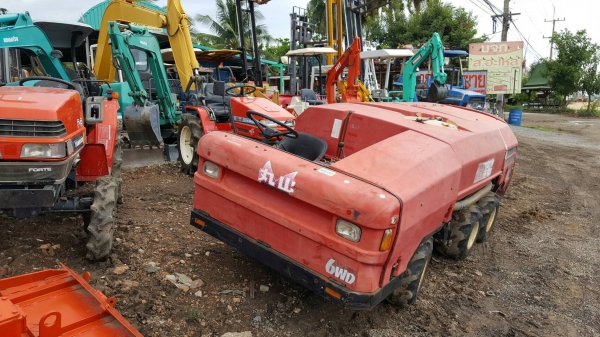 รถพ่นยา MARUYAMA  1000  ลิตร