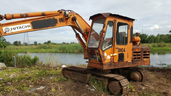 ขาย แบคโฮ HItachi รุ่น UH04  PC120
