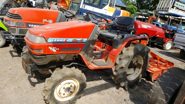 รถไถ  YANMAR  KE4 4WD