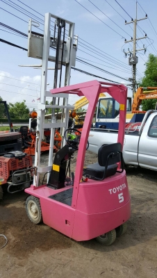 รถโฟล๊คลิฟ TOYOTA BATTARY