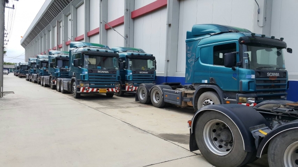 ขาย SCANIA 380  แรง   รถสวยๆ มีหลายคัน  ราคา  1,100,000 บาท