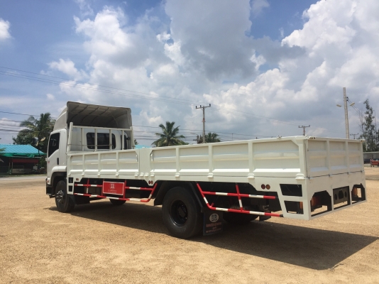 ขายรถบรรทุก 6ล้อ Isuzu FTR240