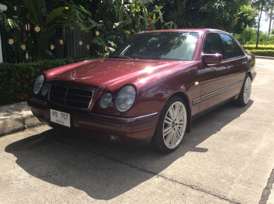 Benz e230 ไมล์28000ไมล์แท้