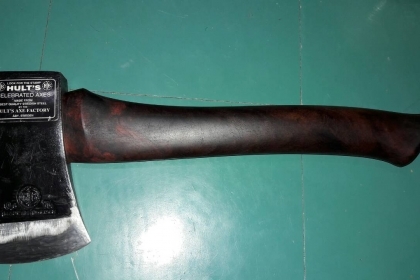 ขายขวานเสือ1 1/4ปอนสวยๆ HULT'S CELEBRATED AXES. MADE IN SWEDEN.