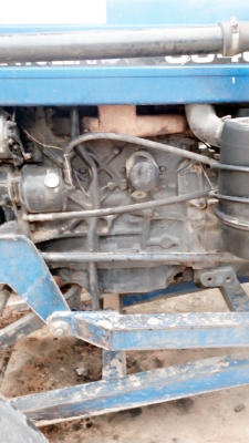 ขายรถไถฟอร์ด 6600 เสื้อลาย ใบดัน ผาน 6 คลาด เล่มทะเบียน