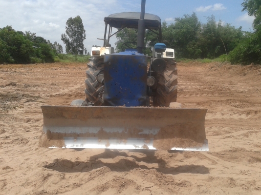 ขายรถไถฟอร์ด 6600 เสื้อลาย ใบดัน ผาน 6 คลาด เล่มทะเบียน