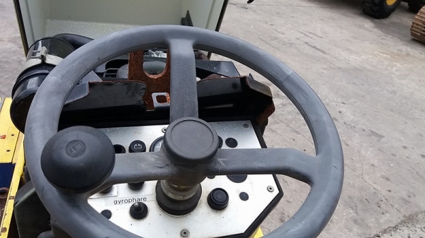 รถบด AMMANN รุ่น AV20 ขนาด 2 ตัน