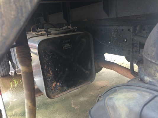 หกล้อ อีซูชุ NMR130ยูโร3ปี54ช่วงยาว4.30ม ตู้เปียก สภาพดีสวยบางเดิมๆไม่มีชล เล่มทะเบียนพร้อมโอน